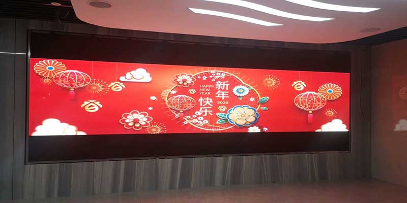 室內(nèi)超長(zhǎng)<a href=http://www.m.sosrehydrate.cn target=_blank class=infotextkey>led電子屏</a>